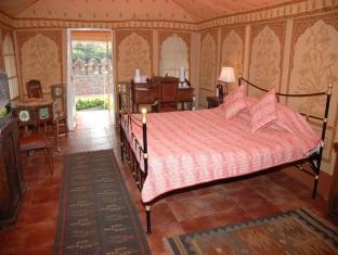 Udai Kothi Bagh Hotel Удайпур Екстериор снимка